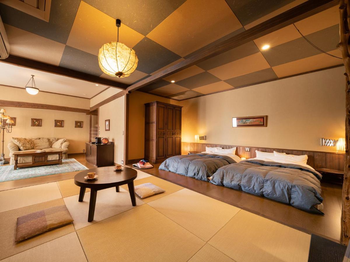 Hakkei Hotel Maniwa Exterior foto